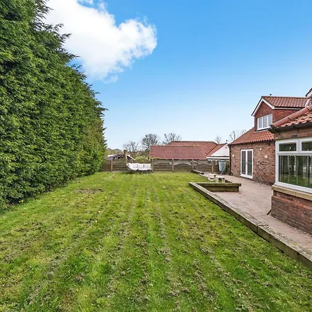 Lux - Indoor Heated Pool, Sauna * Filey