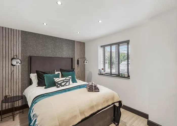 Lux - Indoor Heated Pool, Sauna Villa *