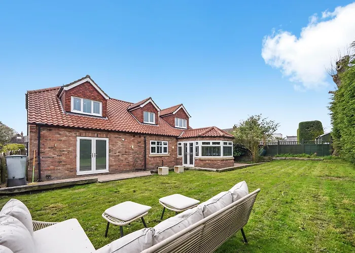 Lux - Indoor Heated Pool, Sauna