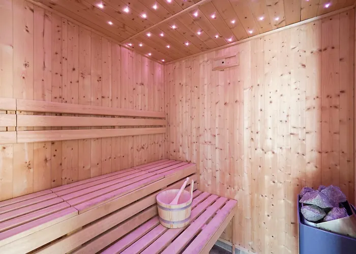 Lux - Indoor Heated Pool, Sauna * Filey