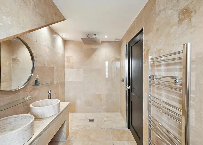 Lux - Indoor Heated Pool, Sauna Villa Filey