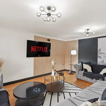 Lux - Indoor Heated Pool, Sauna Villa *