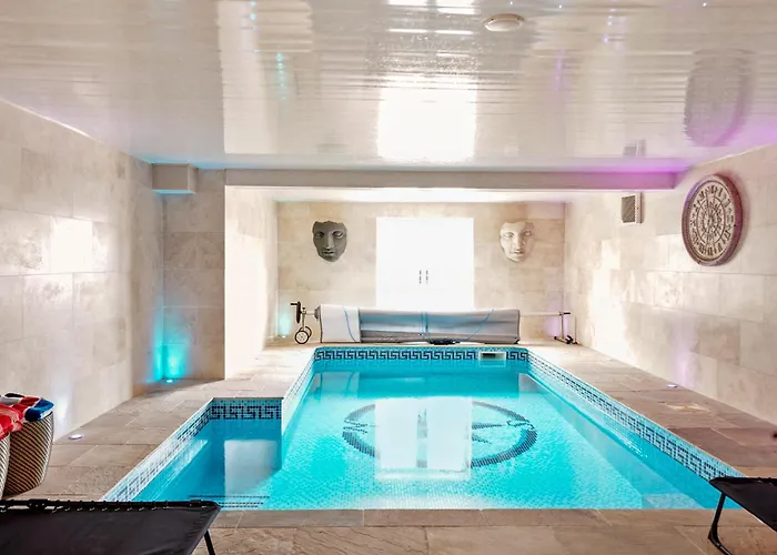 Lux - Indoor Heated Pool, Sauna * Filey