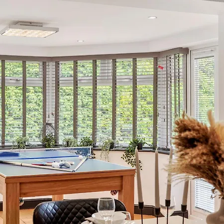 Lux - Indoor Heated Pool, Sauna